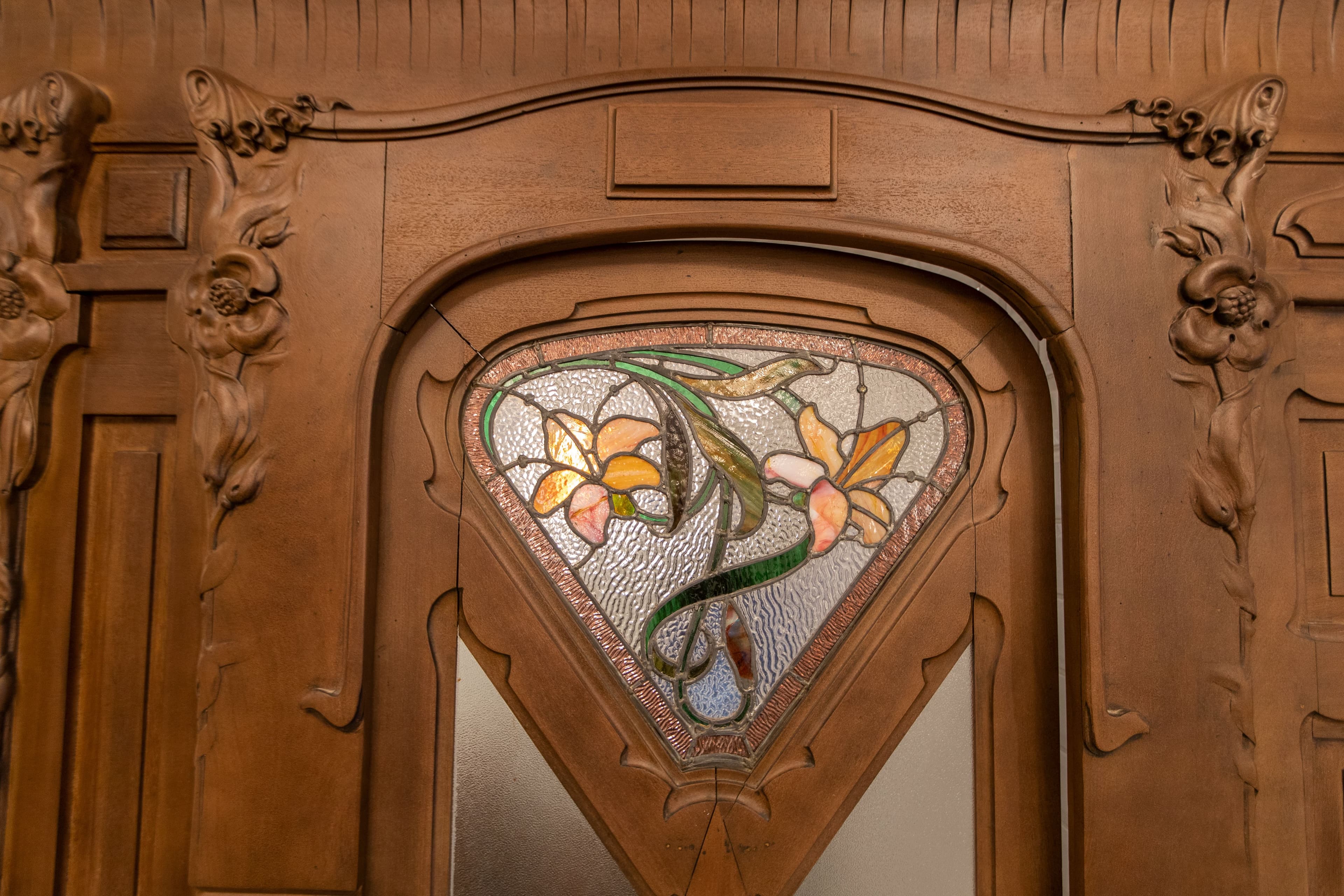 trocadero details